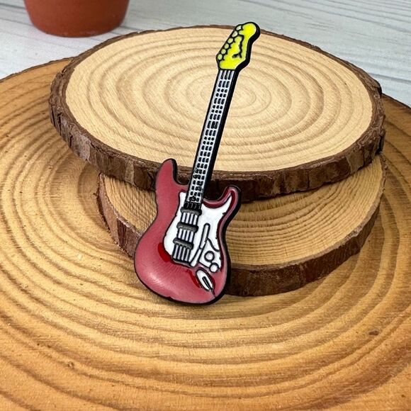 Electric Guitar Rock Enamel Pin/ Brooch - Picture 2 of 6